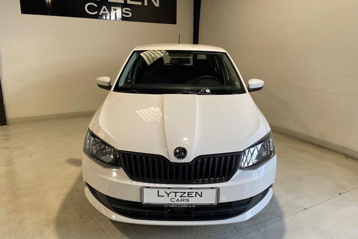 Hvid Skoda Fabia fra 2018