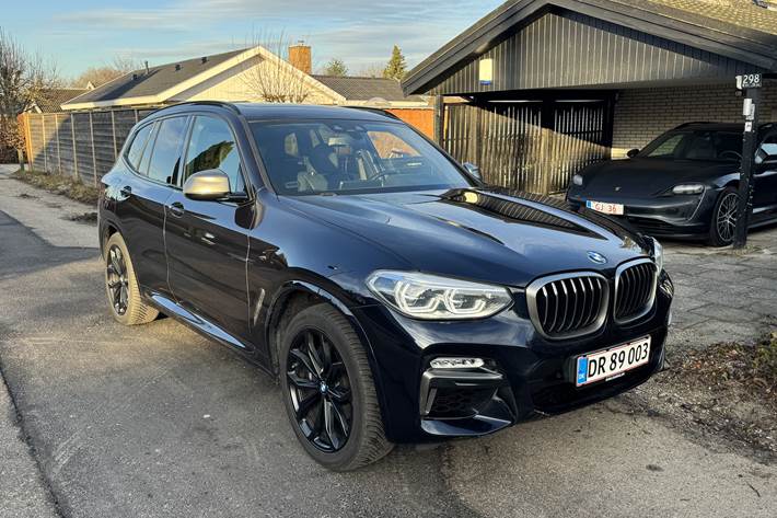 Sort BMW X3 fra 2018