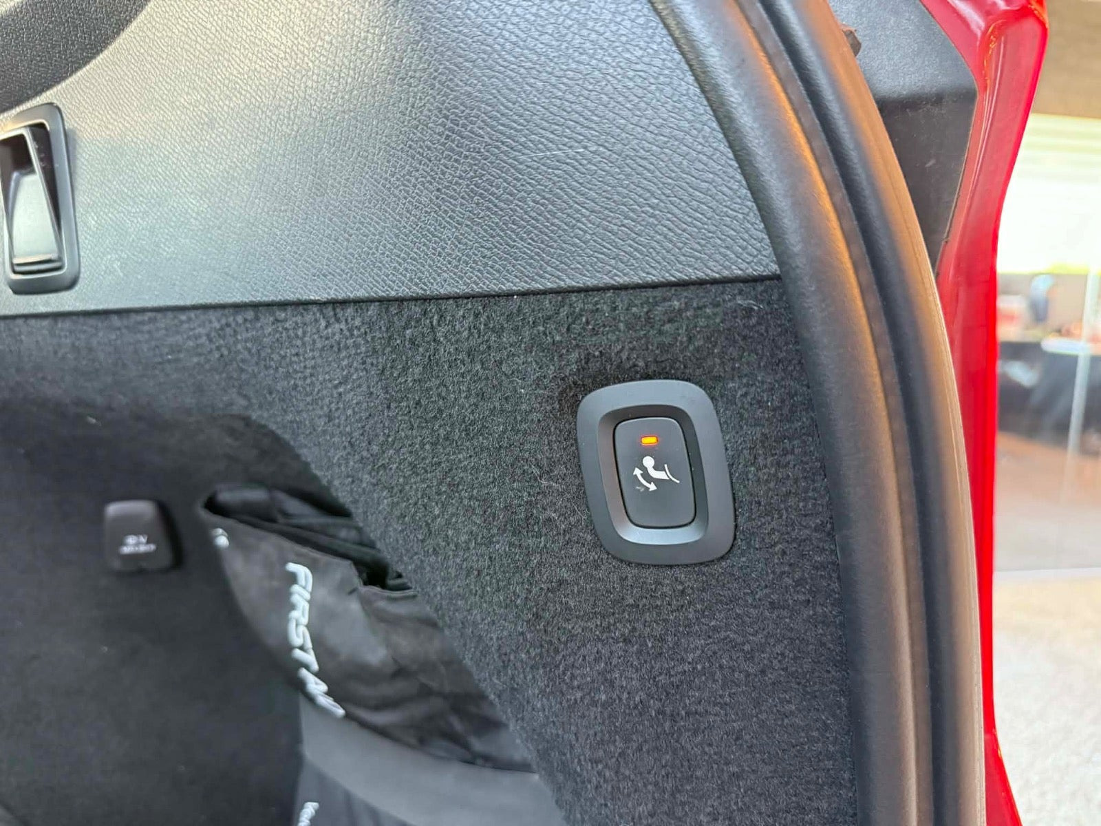Grå Volvo XC90 fra 2017