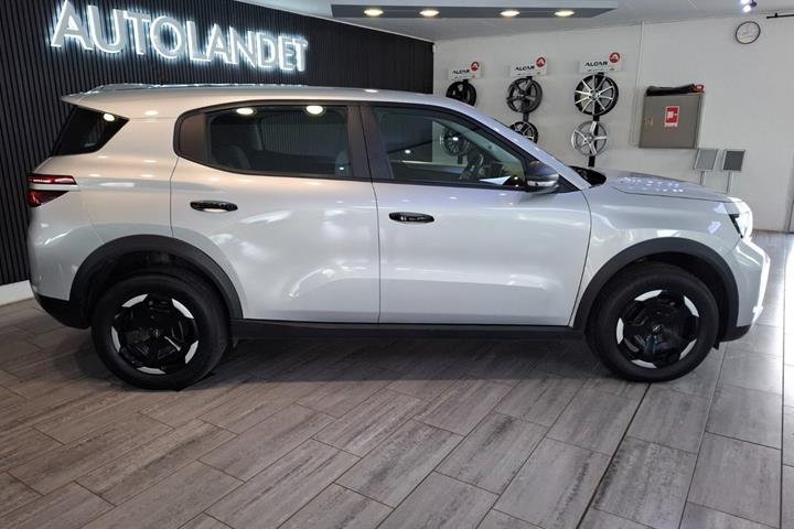 Sølv Opel Frontera fra 2025