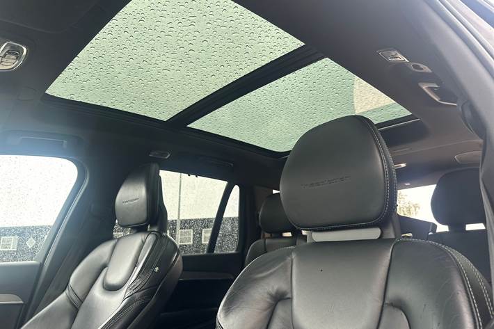 Sort Volvo XC90 fra 2016