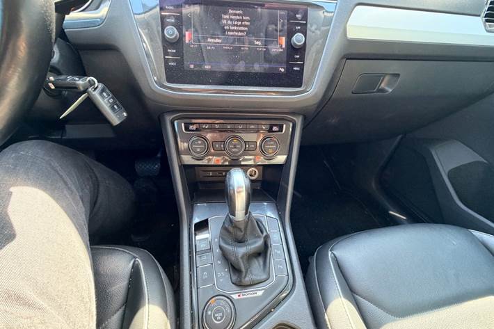 Sort VW Tiguan fra 2018