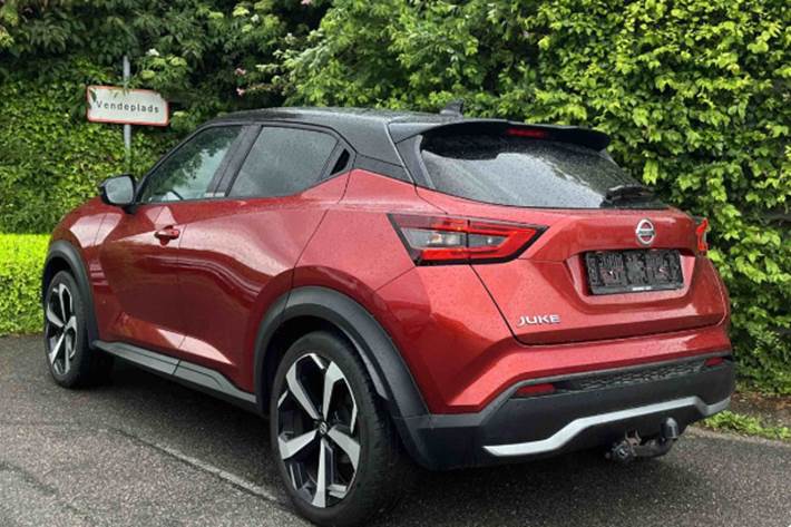 Rød Nissan Juke fra 2021