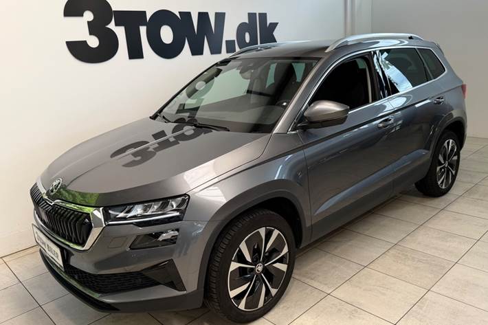 Grå Skoda Karoq fra 2023