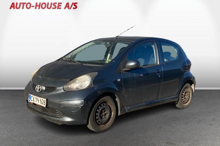 Sort Toyota Aygo fra 2008