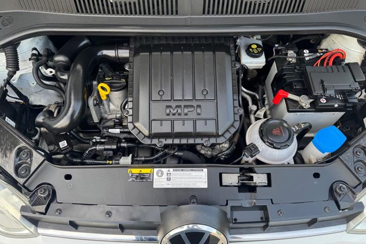 Hvid VW UP! fra 2020