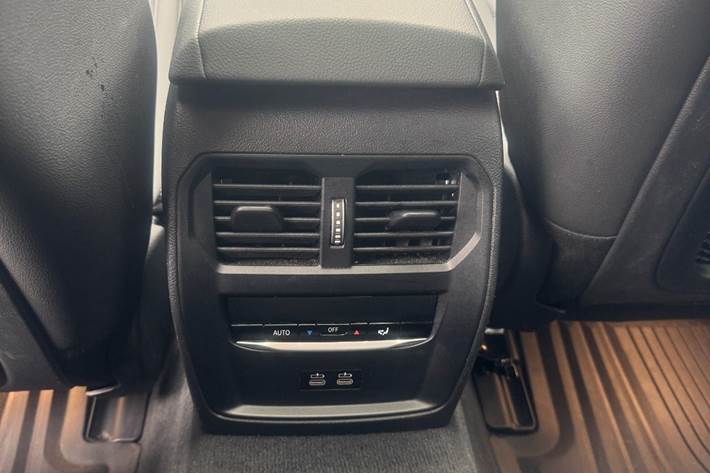 undefined BMW i4 fra 2025
