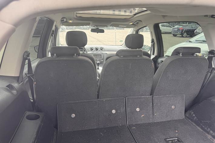 Sort Ford S-MAX fra 2015