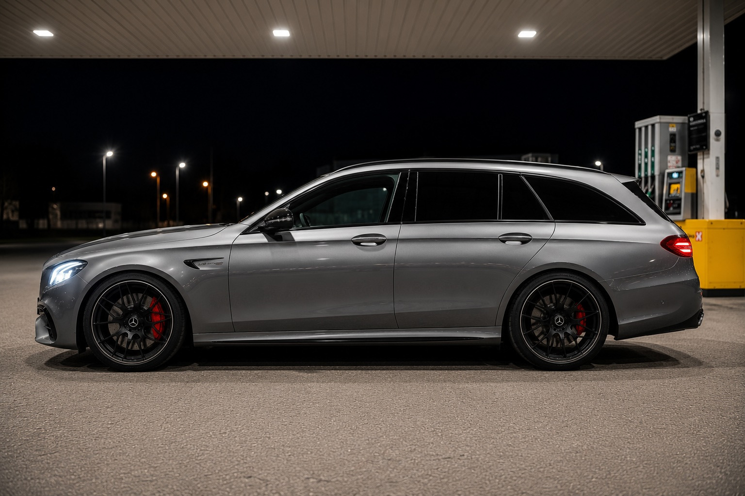 undefined Mercedes - fra 2017