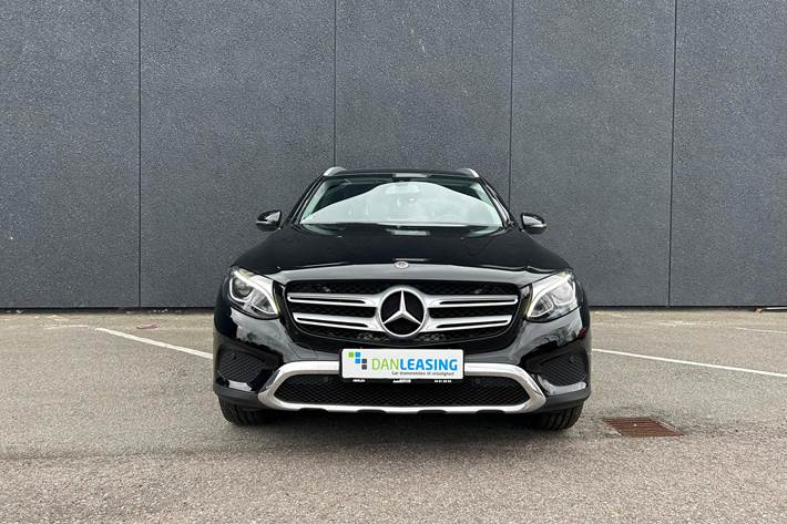 Sort Mercedes GLC220 d fra 2017