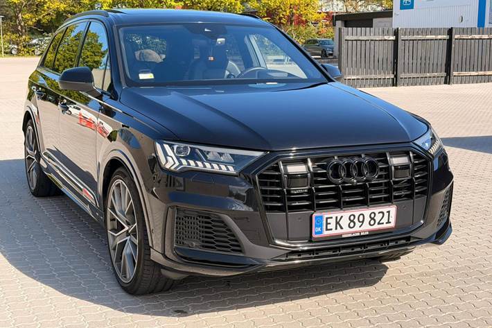 Sort Audi Q7 fra 2021