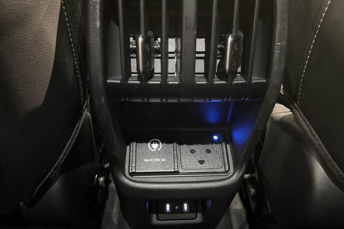 Blå Hyundai Kona fra 2024