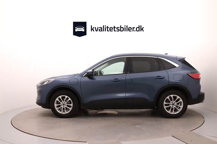 Blå Ford Kuga fra 2023