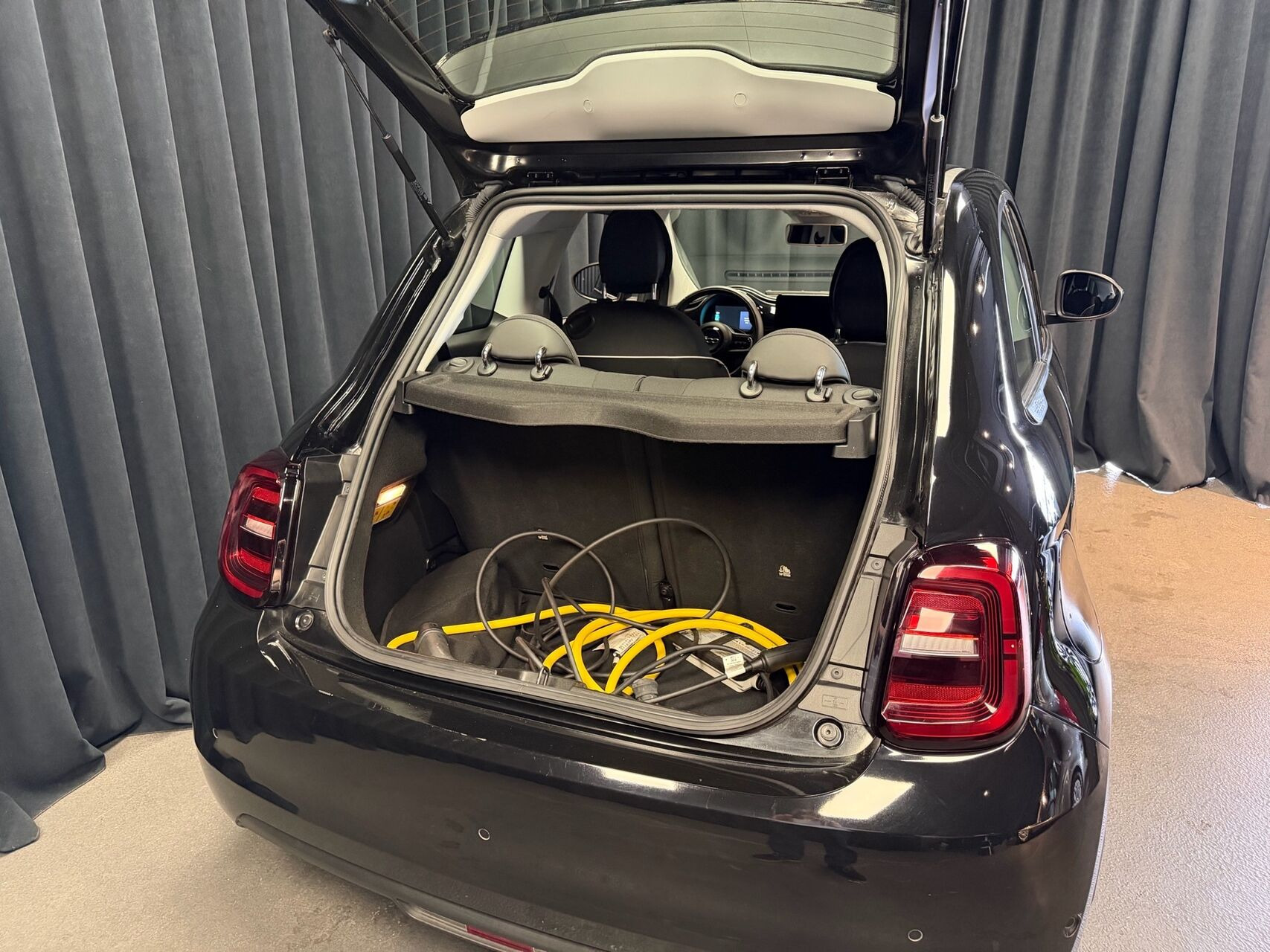 Sort Fiat 500e fra 2023