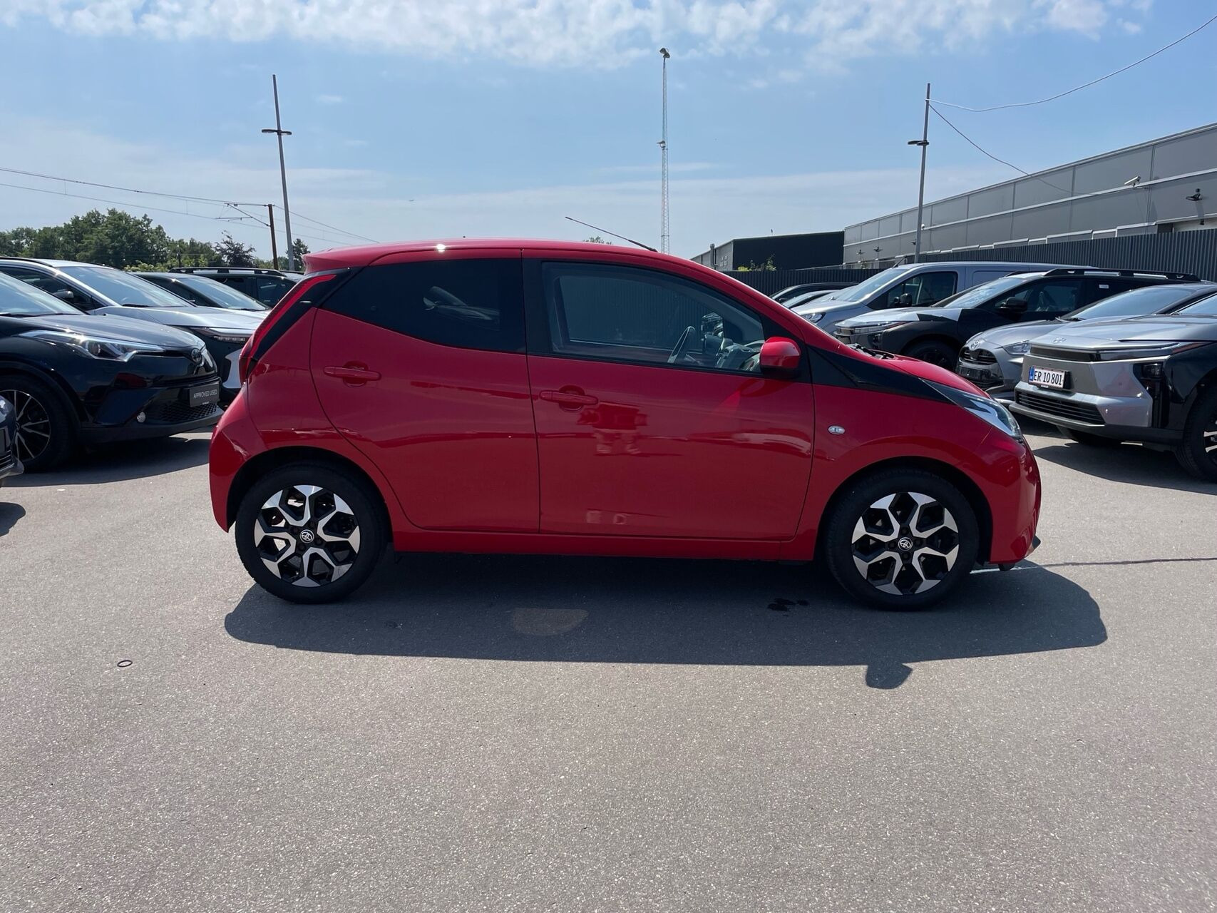 Rød Toyota Aygo fra 2020