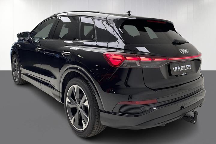 Sort Audi Q4 fra 2026