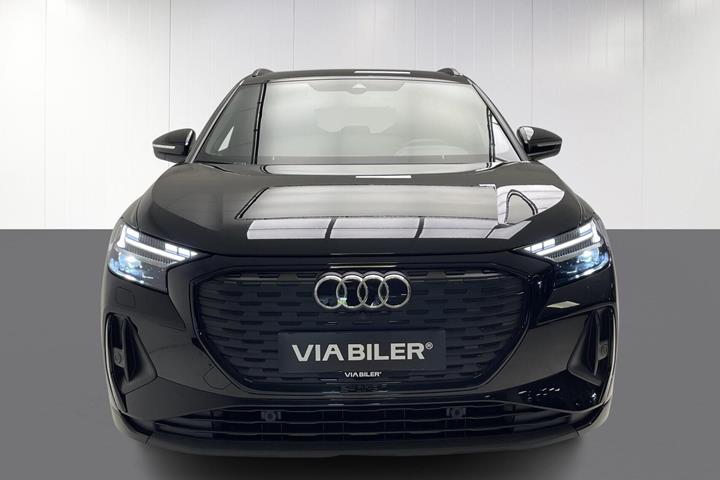 Sort Audi Q4 fra 2026