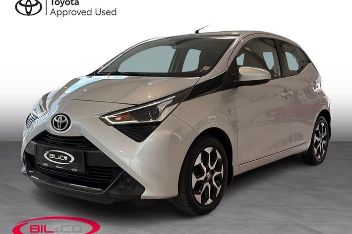 Sølv Toyota Aygo fra 2019