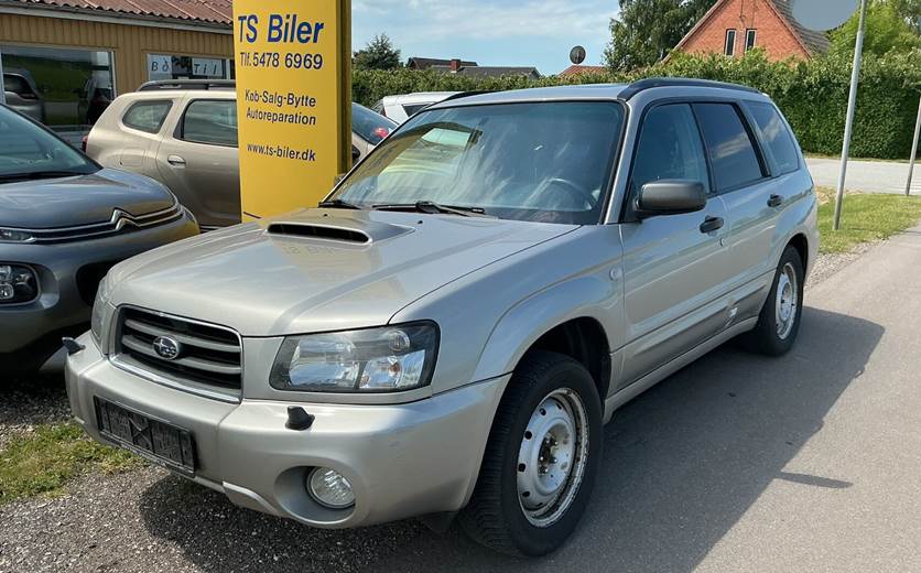 Subaru Forester 2,5 XT AWD 211HK Van