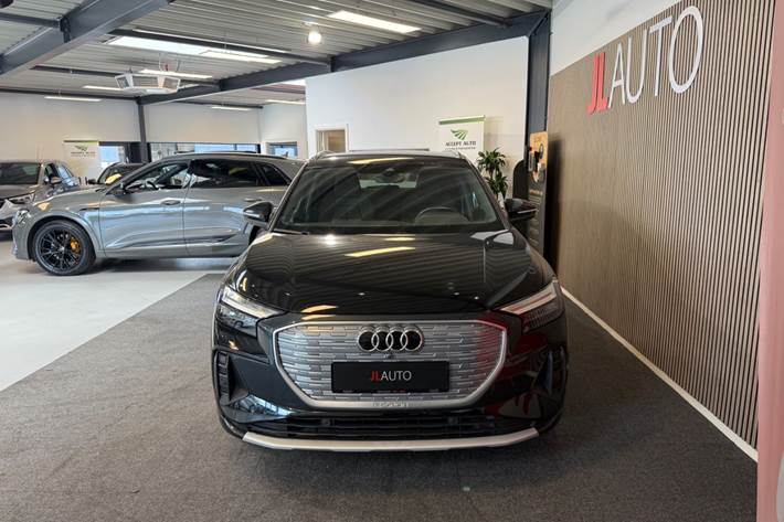Sort Audi Q4 e-tron fra 2022