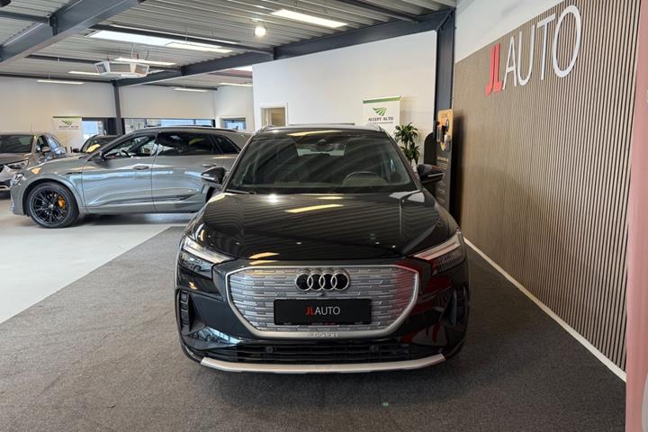 Sort Audi Q4 e-tron fra 2022