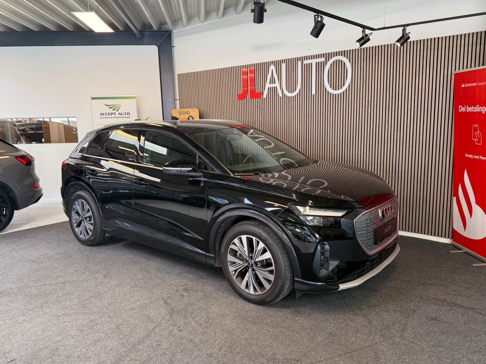 Sort Audi Q4 e-tron fra 2022