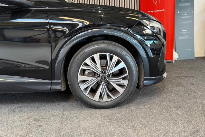 Sort Audi Q4 e-tron fra 2022
