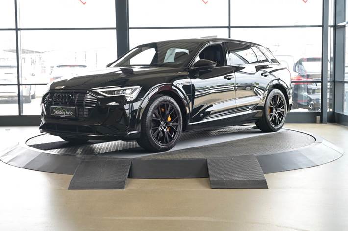 Sort Audi e-tron fra 2023