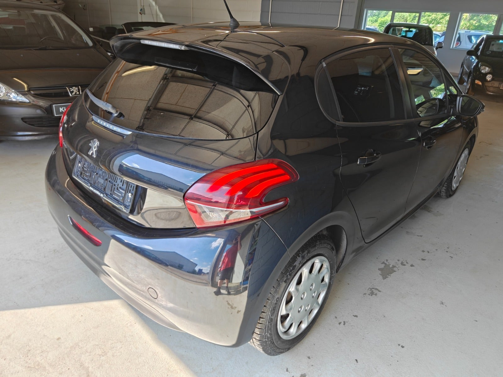 undefined Peugeot 208 fra 2016