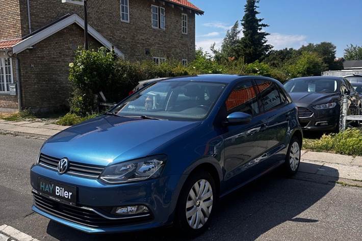 Blå VW Polo fra 2017