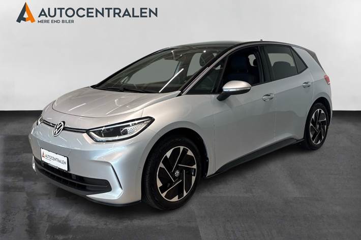 Sølv VW ID.3 fra 2024 set udefra