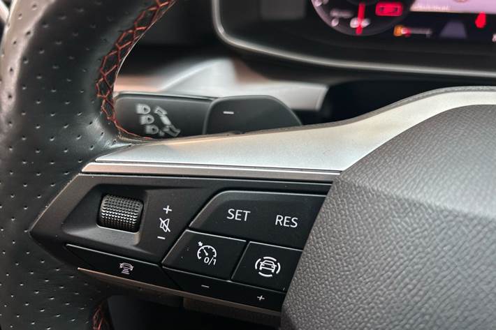 Grå Seat Leon fra 2022