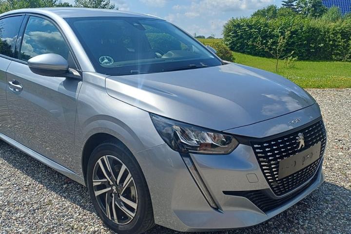 undefined Peugeot 208 fra 2021 set udefra