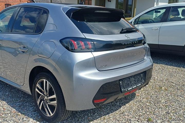 undefined Peugeot 208 fra 2021