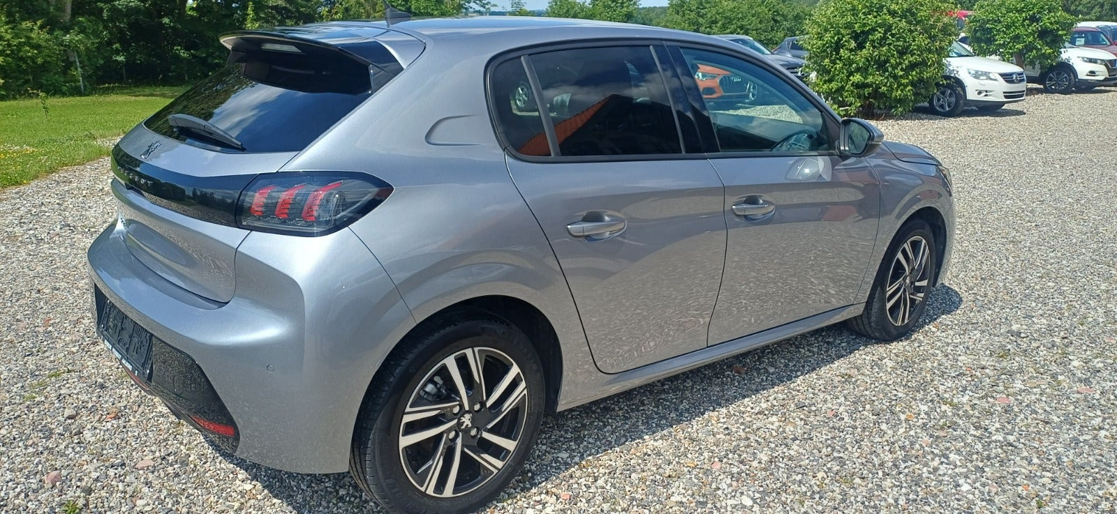 undefined Peugeot 208 fra 2021