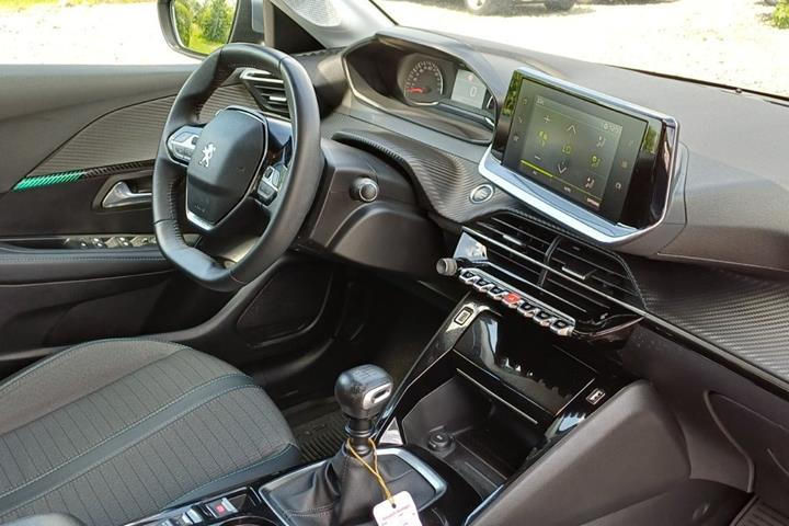 undefined Peugeot 208 fra 2021