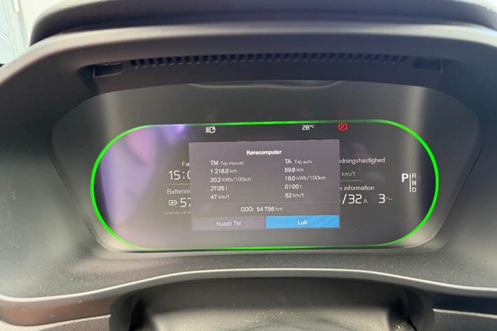 Grå Volvo XC40 fra 2022
