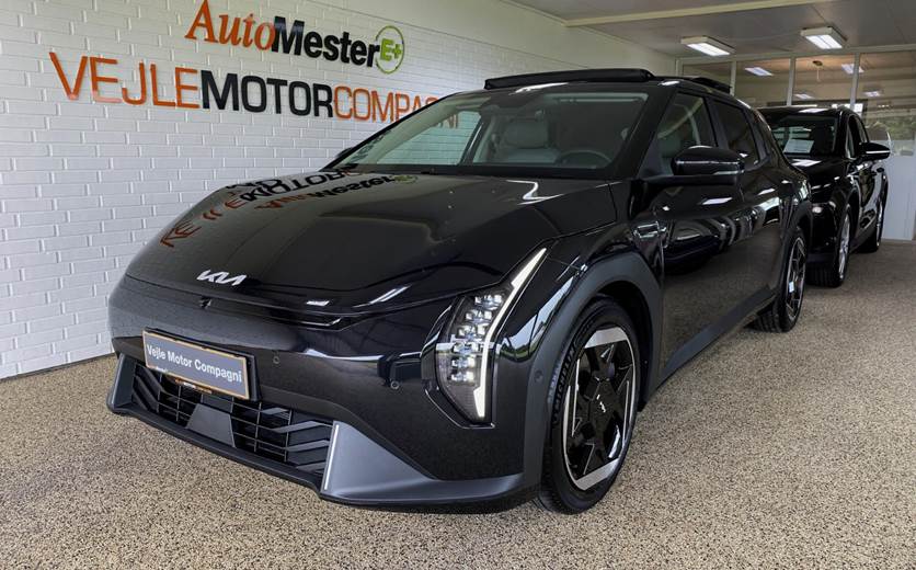 Kia EV4 81 Long Range Earth