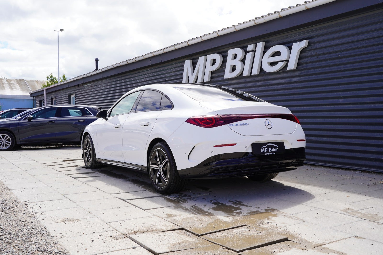 Hvid Mercedes CLA250+ fra 2025