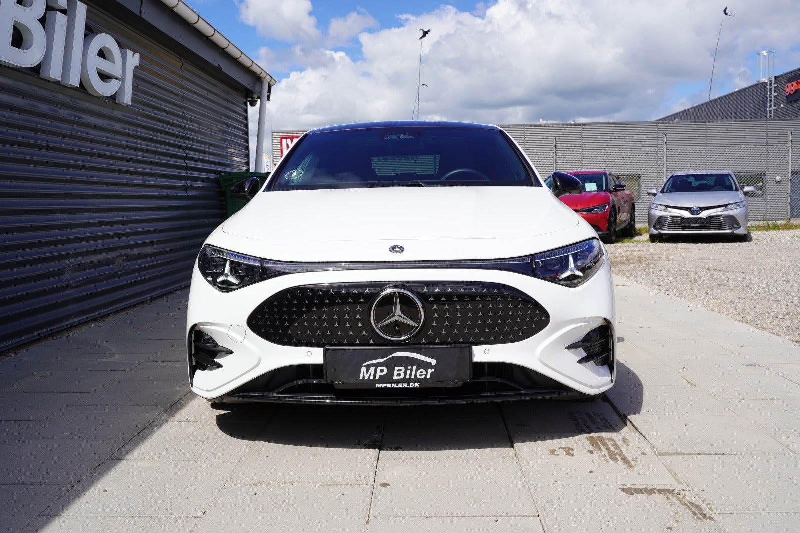 Hvid Mercedes CLA250+ fra 2025