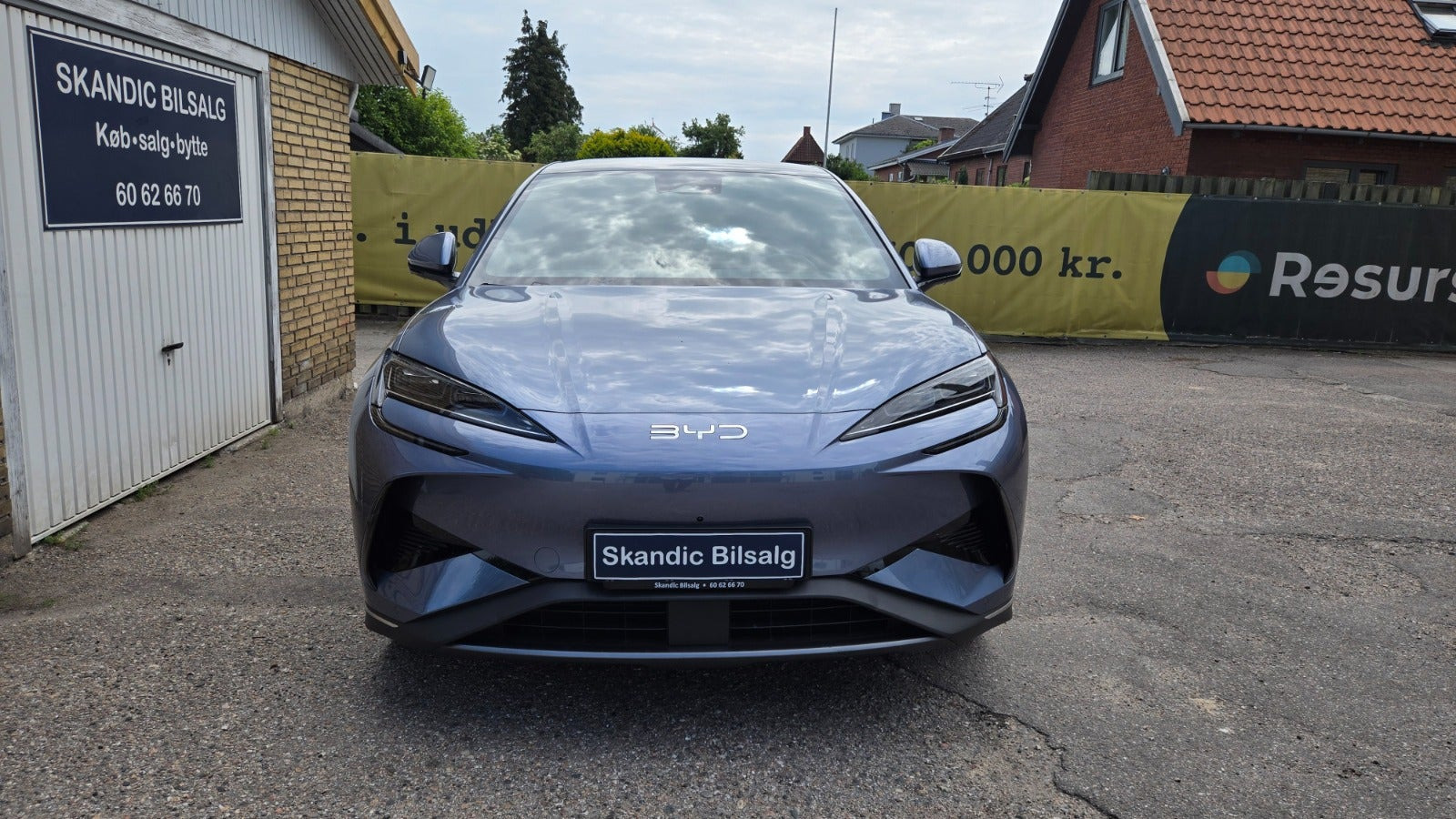 Grå BYD Sealion 7 fra 2024