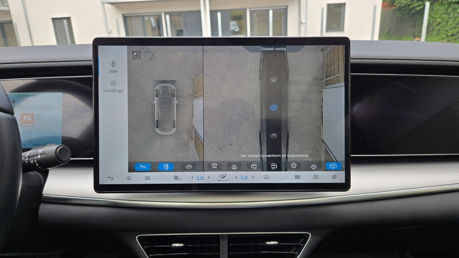 Grå BYD Sealion 7 fra 2024