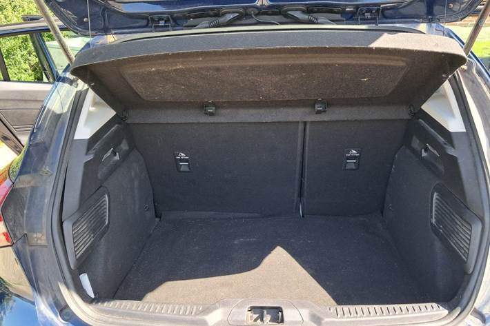 Blå Ford Focus fra 2019