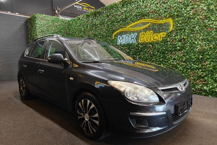 undefined Hyundai i30 fra 2010 set udefra