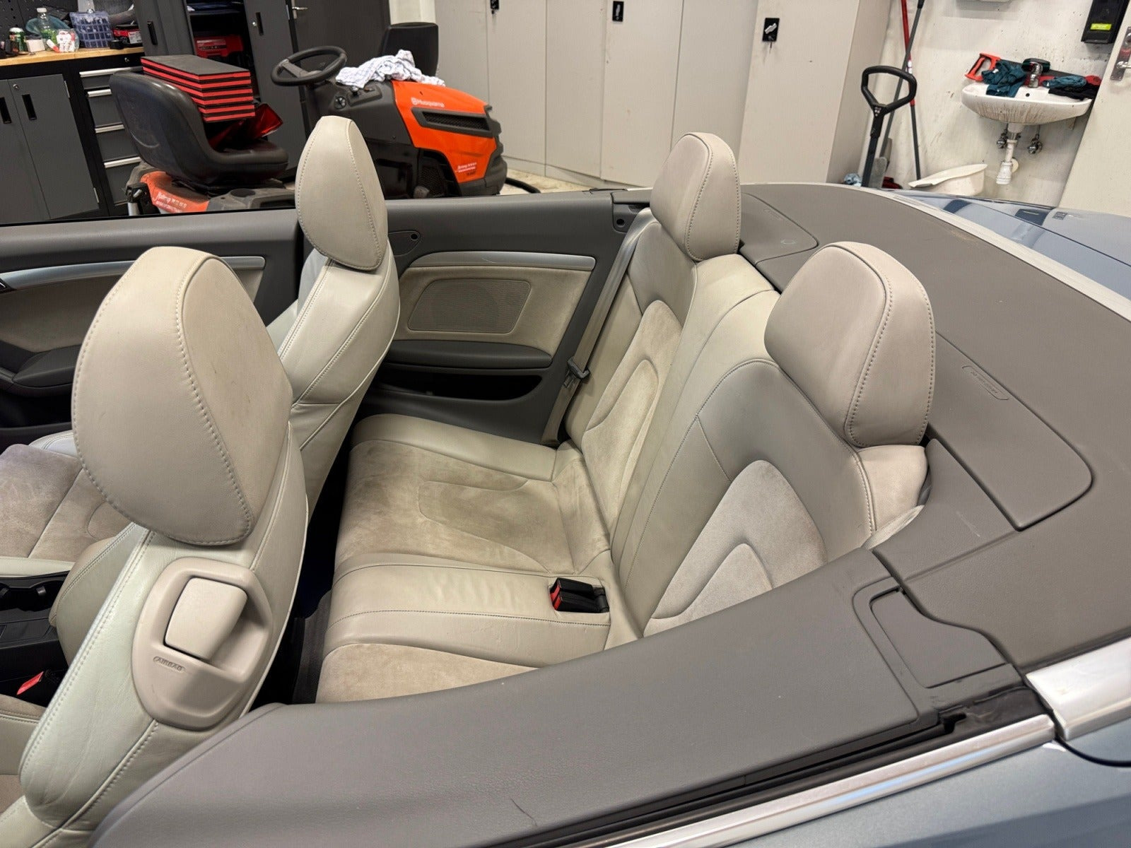 Blå Audi A5 fra 2010