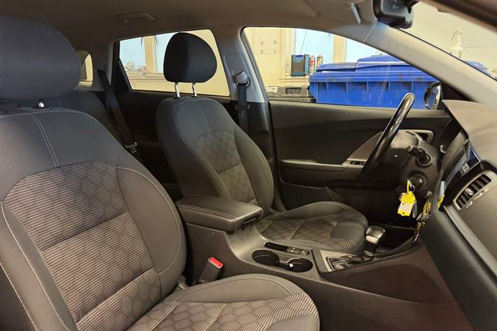 Sort Kia Niro fra 2018