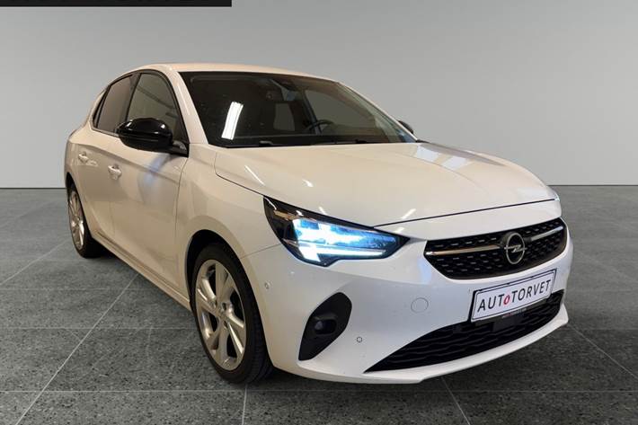 Hvid Opel Corsa fra 2020