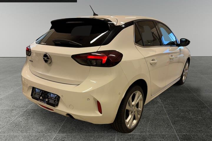 Hvid Opel Corsa fra 2020