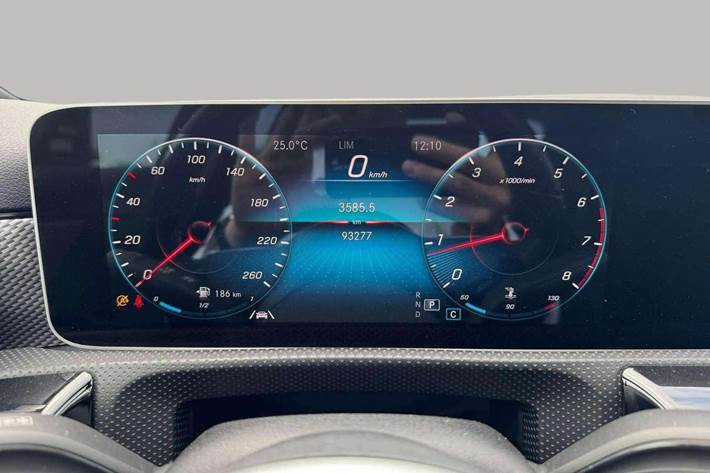 Sort Mercedes A200 fra 2018