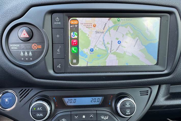Sort Toyota Yaris fra 2020